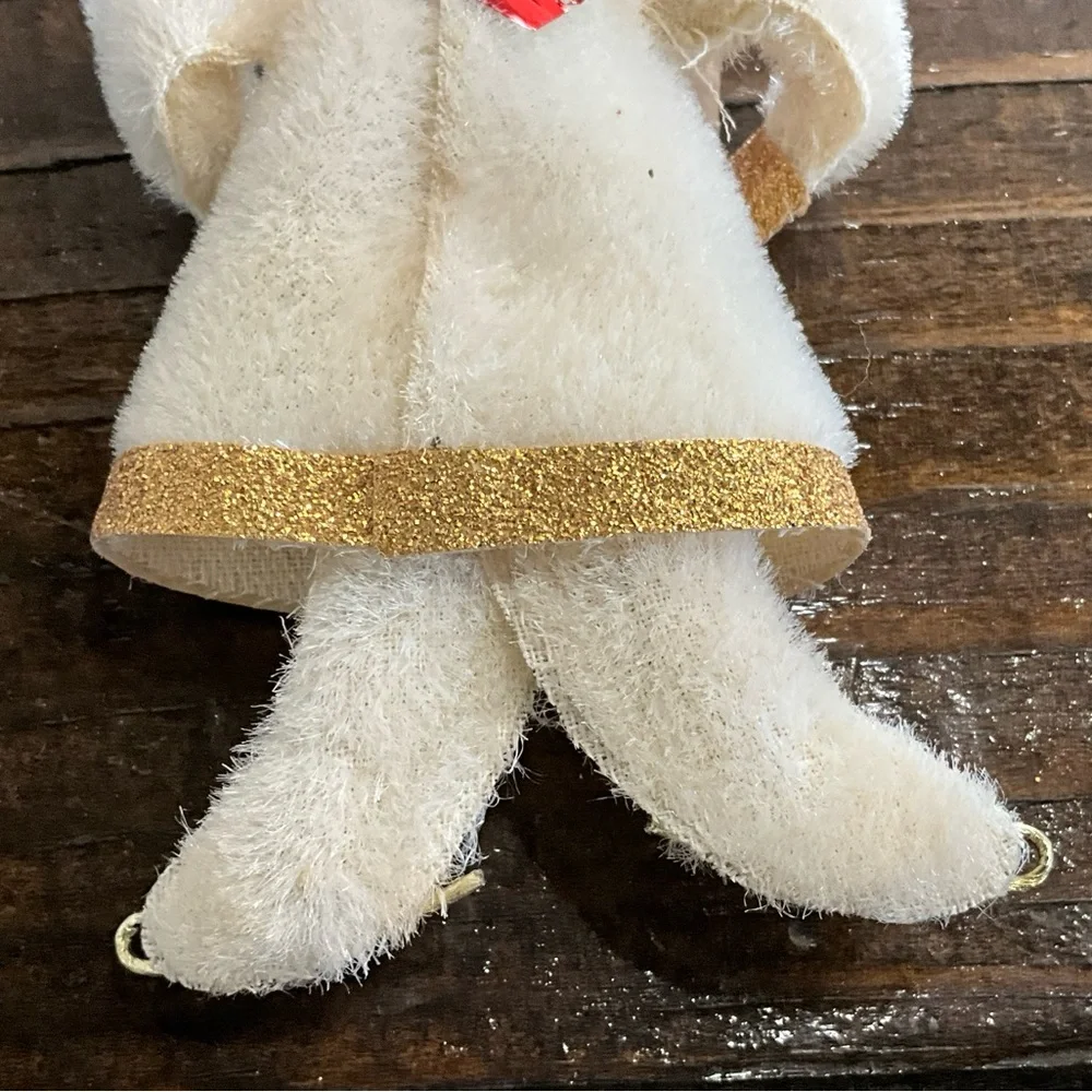 Unique Vintage this cute